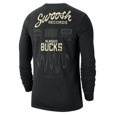 Milwaukee Bucks Essential Men's Nike NBA Long-Sleeve T-Shirt