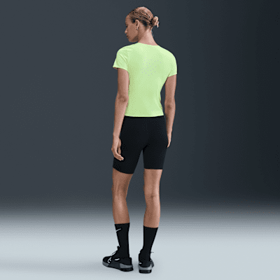 Playera de manga corta para mujer Nike Form