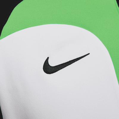 liverpool jacket nike