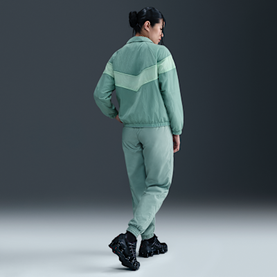 Nike Windrunner Women's Loose UV Woven Full-Zip Jacket