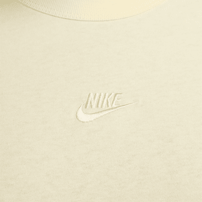 Nike Sportswear Premium Essentials Men's Long-Sleeve T-Shirt