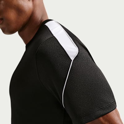 Playera de fútbol de manga corta Dri-FIT para hombre Nike Strike