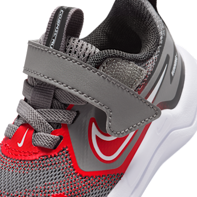 Nike Cosmic Runner 嬰幼兒鞋款