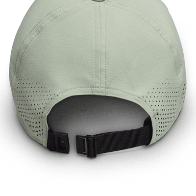 Nike Dri-FIT ADV Club Unstructured Swoosh Cap