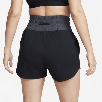 Shorts con forro de ropa interior Dri-FIT de tiro ultraalto de 8 cm para mujer Nike One SE