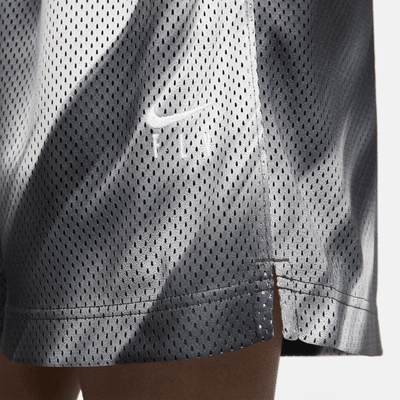 Nike Swoosh Fly Dri-FIT basketbalshorts voor dames