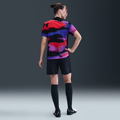 England Academy Pro Women's Nike Dri-FIT Football Pre-Match Short-Sleeve Top