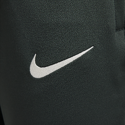Chelsea F.C. Strike Older Kids' Nike Dri-FIT Football Knit Pants