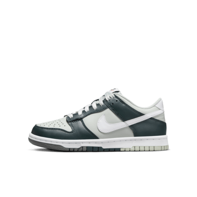 Nike Dunk Low Older Kids' Shoes. Nike LU