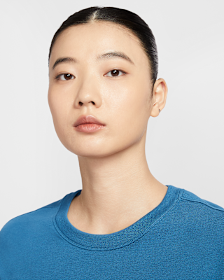 Nike Sportswear Club