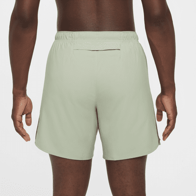 Shorts de correr Dri-FIT de 18 cm sin forro para hombre Nike Challenger