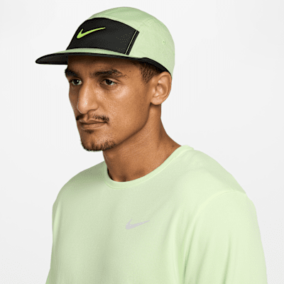 Cappello essenziale con Swoosh Nike Dri-FIT Fly