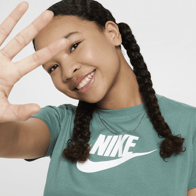 Nike Sportswear Older Kids' (Girls') Cropped T-Shirt