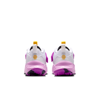 Nike Team Hustle D 12 Younger Kids' Shoes