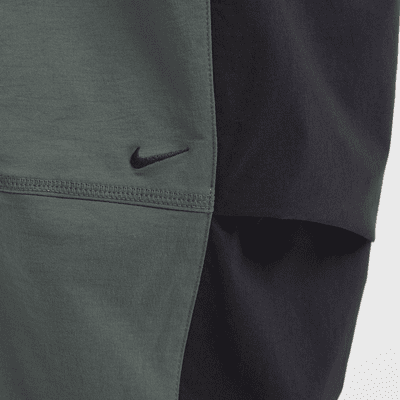 Pants de tejido Woven oversized para hombre Nike Tech