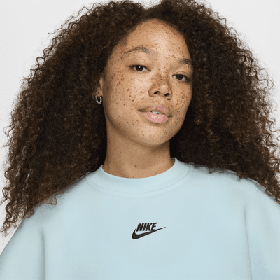 Playera cropped de manga corta oversized para mujer Nike Sportswear Tech Fleece