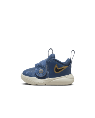 Детские кроссовки Nike Team Hustle D 11 Baby/Toddler