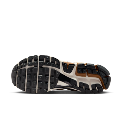 ナイキ ズーム ボメロ 5 メンズシューズ