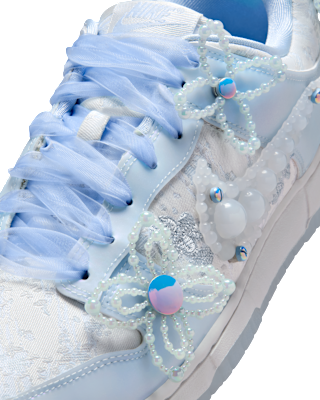 Nike Dunk 低筒女款藝術家系列