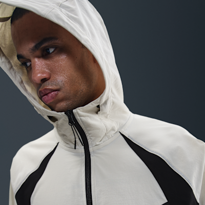 Nike Tech Men's Dri-FIT Woven Colour-Block Windrunner Loose Jacket