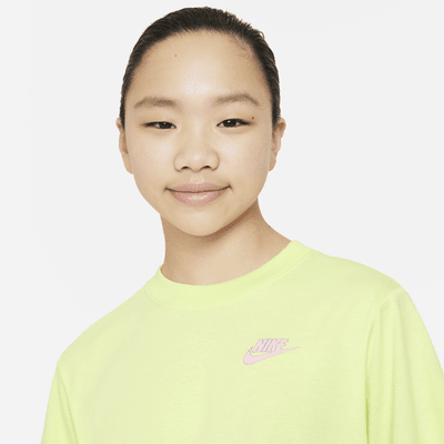 Nike Sportswear Older Kids' (Girls') Boxy T-Shirt. Nike VN