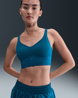 Nike Alate 中度支撐型