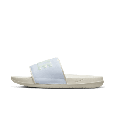 white nike womens slides