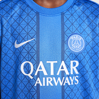 Przedmeczowa koszulka piłkarska z krótkim rękawem dla małych dzieci Jordan Dri-FIT Paris Saint-Germain Academy Pro (wersja domowa)