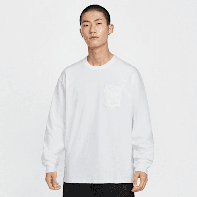 Nike Sportswear Premium Essentials