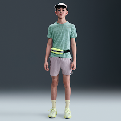 Nike Dri-FIT Miler Older Kids' (Boys') Training Top