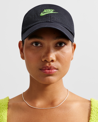 Женская кепка Nike Club Unstructured Futura Wash Cap