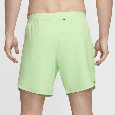 Shorts de running 2 en 1 Dri-FIT de 18 cm para hombre Nike Stride