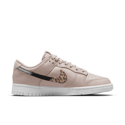 Calzado para mujer Nike Dunk Low SE