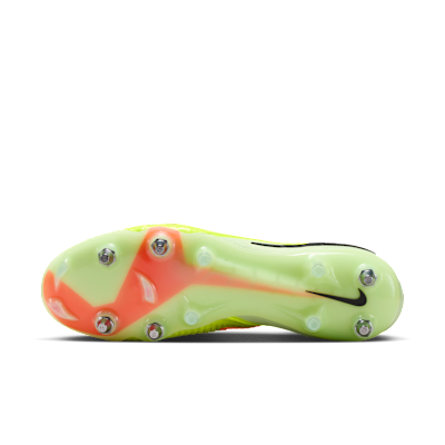 Nike Phantom 6 Low Elite Soft-Ground Football Boot