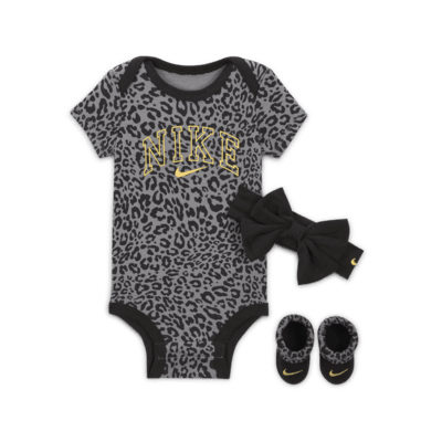 Nike Swoosh Spirit Baby 3-Piece Boxed Set