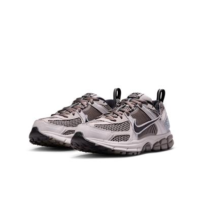 Nike Vomero 5 Big Kids' Shoes