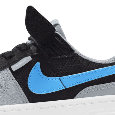 Nike Squash-Type Younger Kids' Shoe