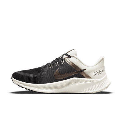 Chaussures de running sur route Nike Quest 4 Premium pour Femme. Nike FR