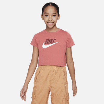 Nike Sportswear Older Kids' (Girls') Cropped T-Shirt. Nike LU