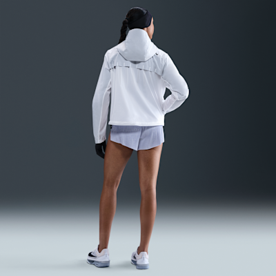 Nike AeroSwift Aerogami Chaqueta de running Storm-FIT - Mujer