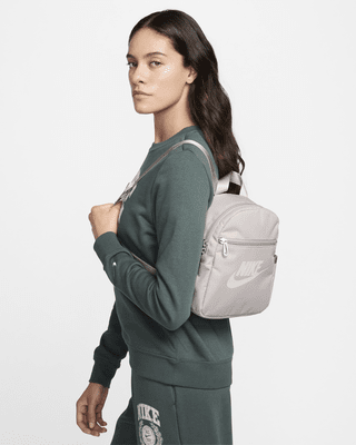 Женский рюкзак Nike Sportswear Futura 365 Mini Backpack (6L)