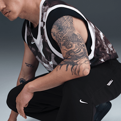 Nike Standard Issue Men's Dri-FIT 7/8-Length Basketball Pants