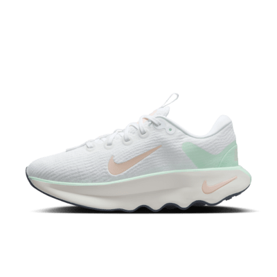 Tenis de caminata para mujer Nike Motiva