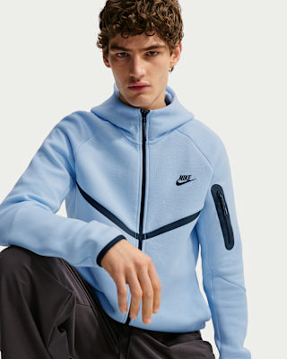 Nike Tech