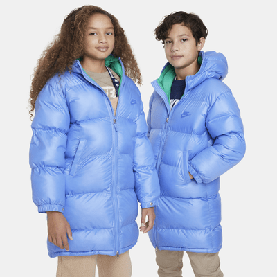 Nike Sportswear Heavyweight Loose Kids\' Therma-FIT Parka. Synthetic Hooded EasyOn Big Repel Fill