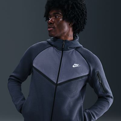 Nike Tech