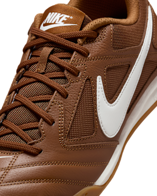 Nike Gato
