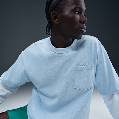 Nike Sportswear Premium Essentials Men's Pocket T-Shirt