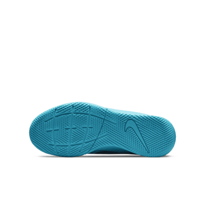 Nike Jr. Mercurial Vapor 14 Club IC Little/Big Kids' Indoor/Court Soccer Shoes