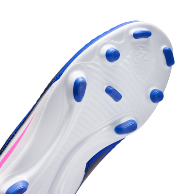Ποδοσφαιρικά παπούτσια για διαφορετικές επιφάνειες Nike Jr. Phantom 6 Low Club για μεγάλα παιδιά